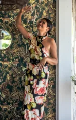 μαύρο φόρεμα με έναν ώμο καλοκαιρινό φλοράλ μάξι