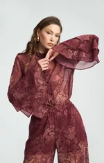 μπορντό πουκάμισο γυναικείο με τρία βολάν στα μανίκια