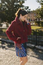 γούνινο μπουφάν γυναικείο μπουκλέ μπορντό μέχρι τη μέση