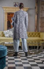 μακριά πλεκτή ζακέτα μαύρη γκρι με γεωμετρικά σχέδια