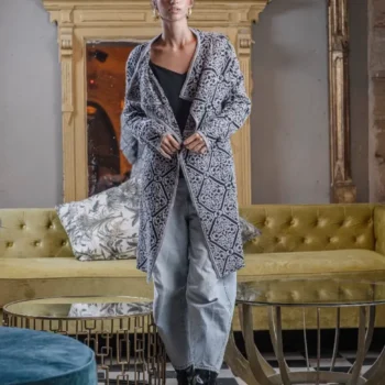 μακριά πλεκτή ζακέτα μαύρη γκρι με γεωμετρικά σχέδια