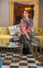 όβερσάιζ πουλόβερ γυναικείο απαλό στην υφή εμπριμέ με στρας