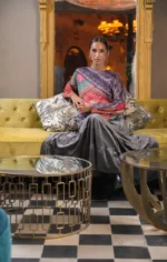 όβερσάιζ πουλόβερ γυναικείο απαλό στην υφή εμπριμέ με στρας