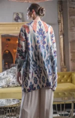 ζακέτα γυναικεία μακριά μπεζ φλοράλ απαλή στην υφή όβερσάιζ