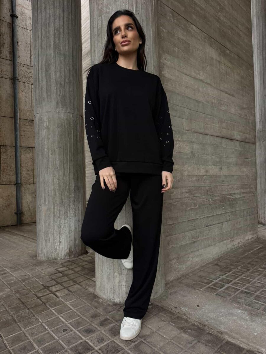 σετ φόρμες μαύρες γυναικείες με μεταλλικές λεπτομέρειες